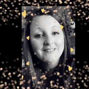 Meet your Posher, Stephany